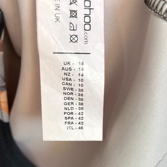 BOOHOO Women's Dress Bundle, Midi dresses, Maroon and Floral, Size 10 - Picture 14 of 15